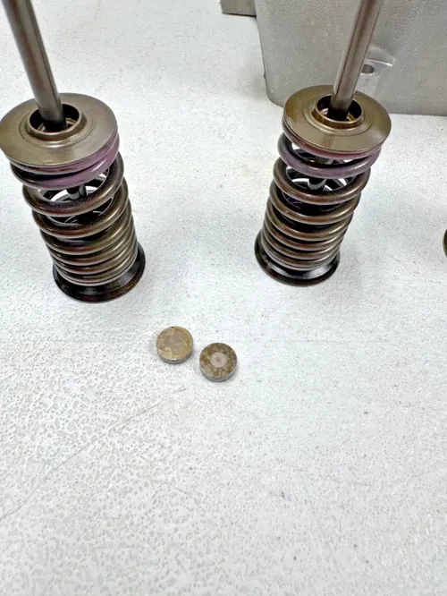 Kawasaki cylinder head DAMAGED cams valves top end 21-24 kx 250 250x 11008-1485