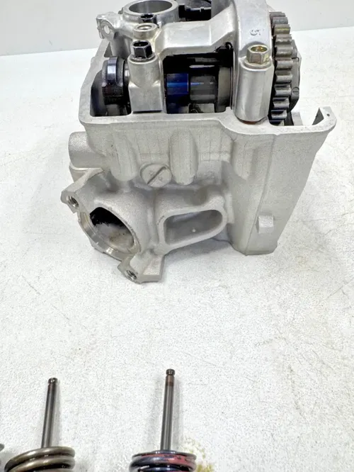 Kawasaki cylinder head DAMAGED cams valves top end 21-24 kx 250 250x 11008-1485