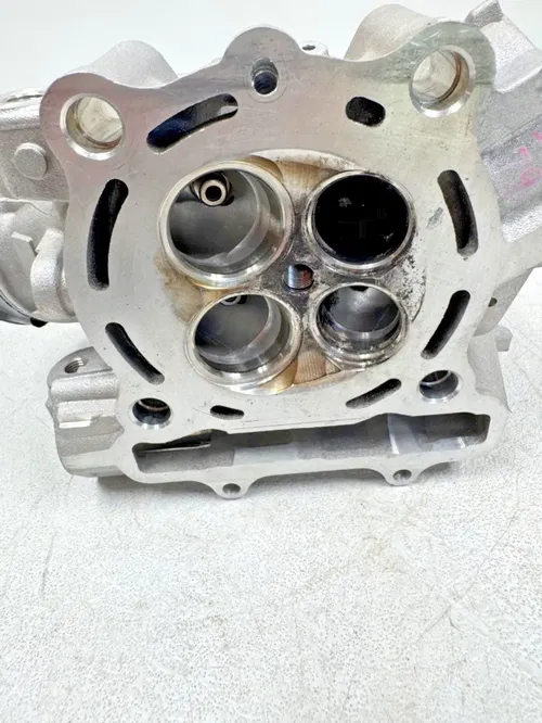 Kawasaki cylinder head DAMAGED cams valves top end 21-24 kx 250 250x 11008-1485