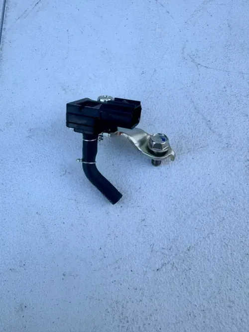 NEW OEM HONDA master power pressure sensor crf 110f crf110f crf110 crf 250 450