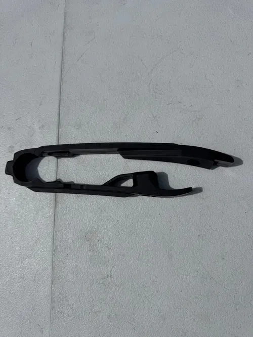 KTM OEM black chain guide 11-22 ktm 125-500 sxf sx xcf excf 77204066100