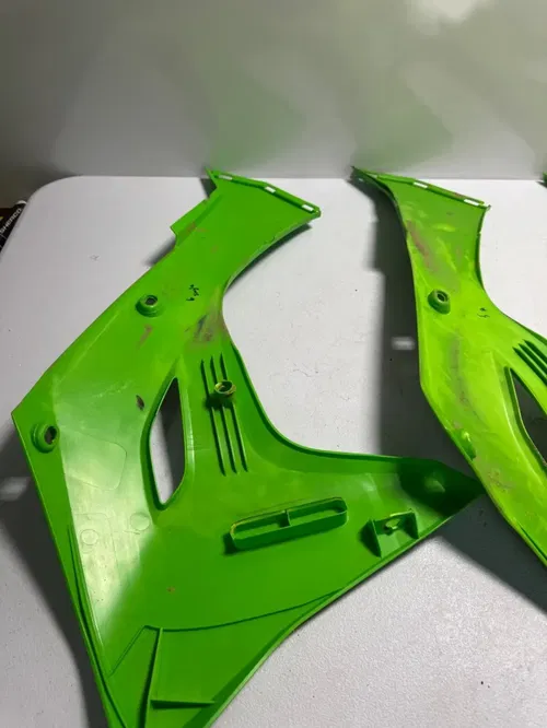 Kawasaki plastic shrouds front fender 24-26 kx 450 450x 250 250x sr 4