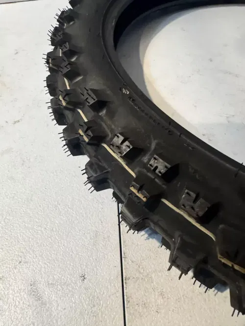 New Dunlop Geomax AT81 80/100-21 front tire 21"  21