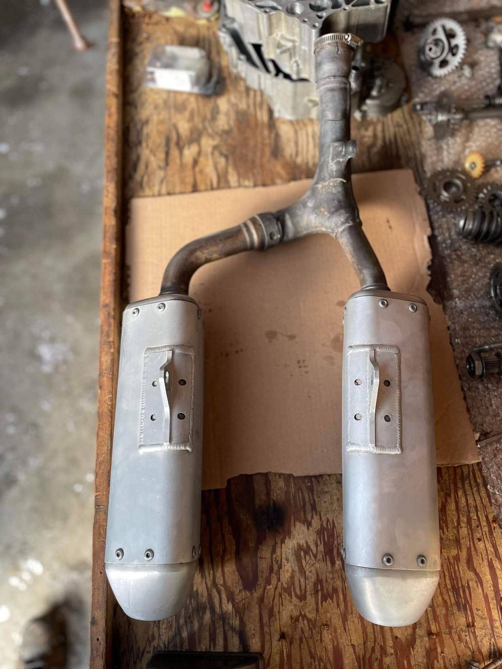 2017 crf250r exhaust outlet