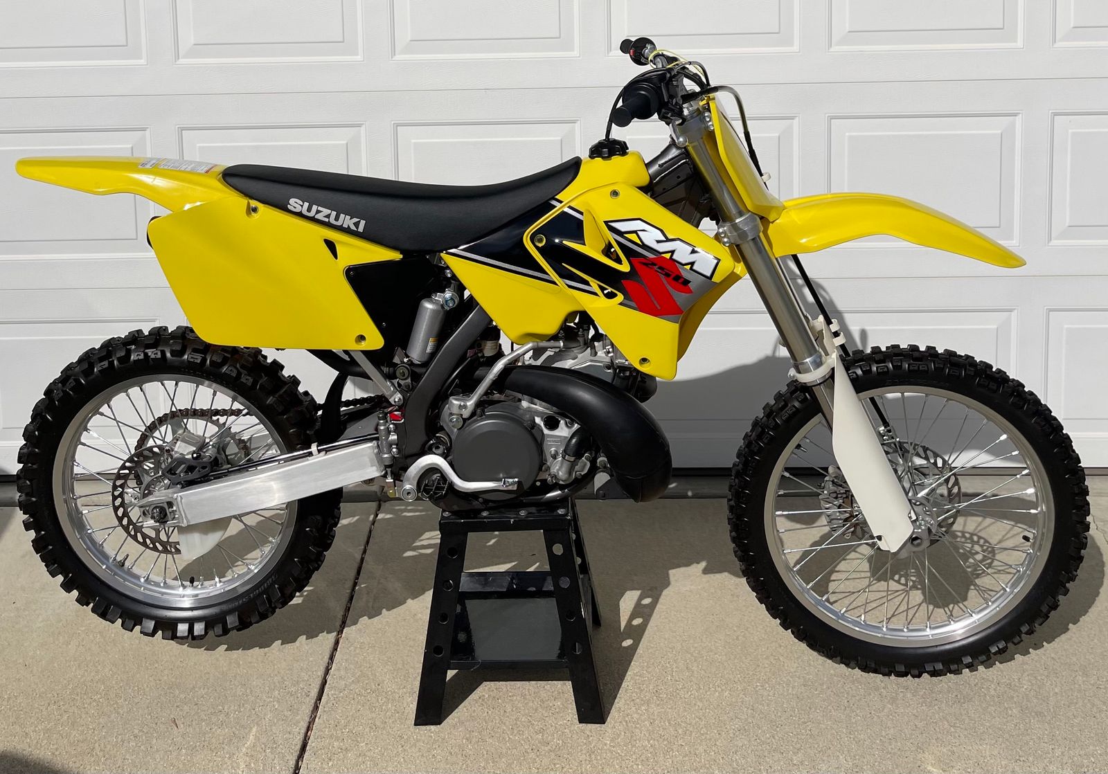 Rm250 sales 4 stroke