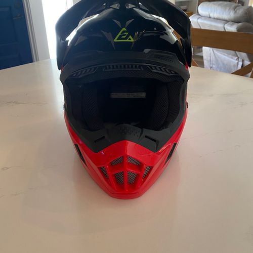 Youth Answer Helmets - Size M