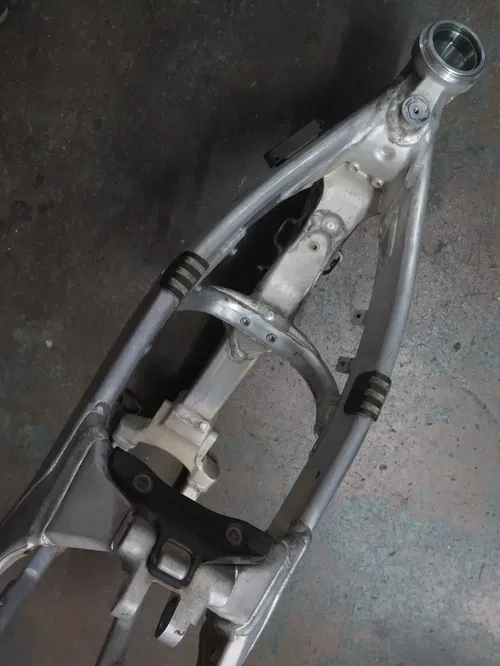 2013-2014 Suzuki RMZ450 OEM Frame (RMZ 450 RM-Z450 RM-Z OEM Chassis Stock 13 14)
