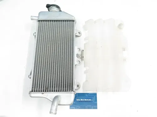 2007-2009 Yamaha YZ450F OEM Right Radiator 2007-2011 WR450F (Stock Fill Side)