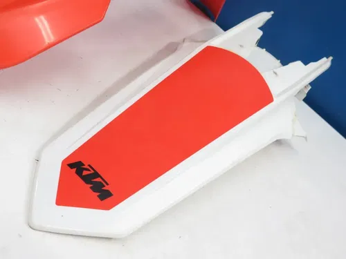 KTM 125 150 250 350 450 SX-F XC-F SX OEM Plastics Kit (Stock Shrouds Fenders)