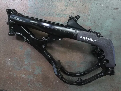 2009 Honda CRF450R OEM Frame 2009-2012 (CRF450 CRF 450R 450 R Chassis Stock)