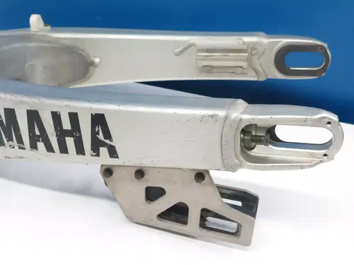 2005 Yamaha YZ125 YZ250 YZ250F YZ450F WR250F WR450F OEM Swingarm Stock Swing Arm