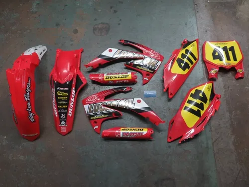 2010-2012 Honda CRF250R CRF450R Plastics w/ Graphics (Shrouds Rear Front Fender)