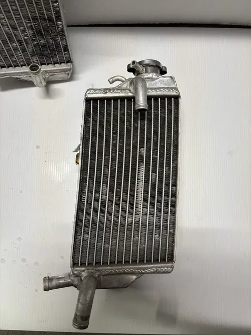 Aluminum Radiator for Honda CR250 CR250R CR 250R 02 03 04 2002 2004 2003