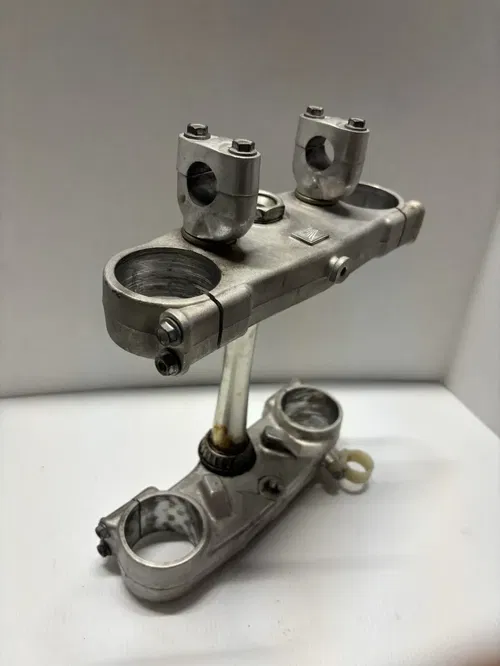 2004 04 HONDA CR250R OEM Triple Tree Fork Clamps Steering Stem