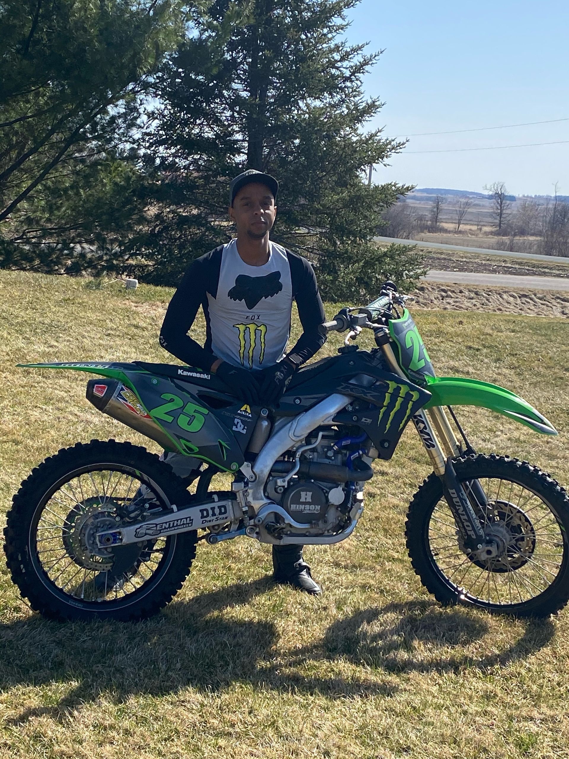 dmb25mx