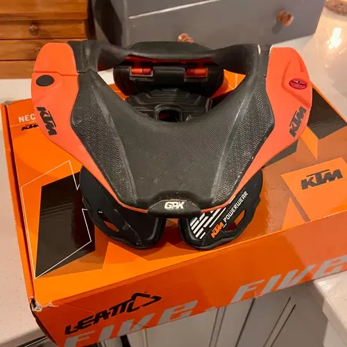 KTM GPX 5.5 YOUTH NECK BRACE