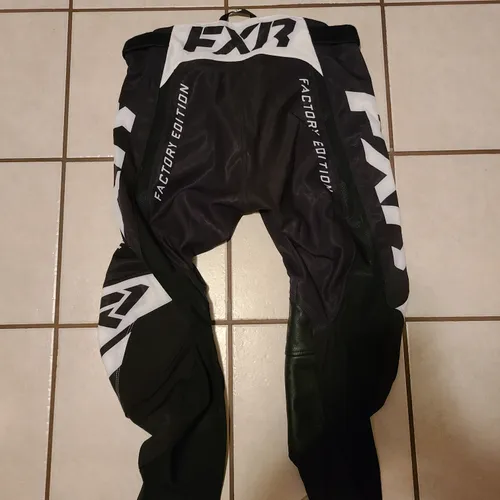 FXR size 36 pants 