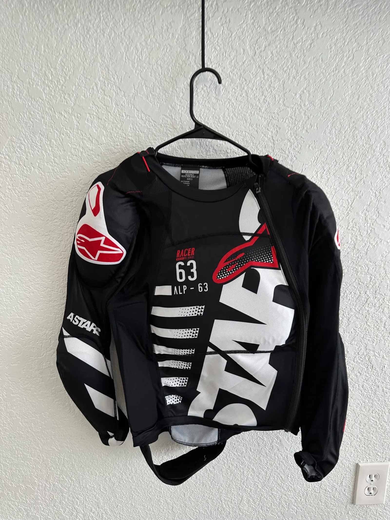 AlpineStars Sequence Protective Jacket Small New