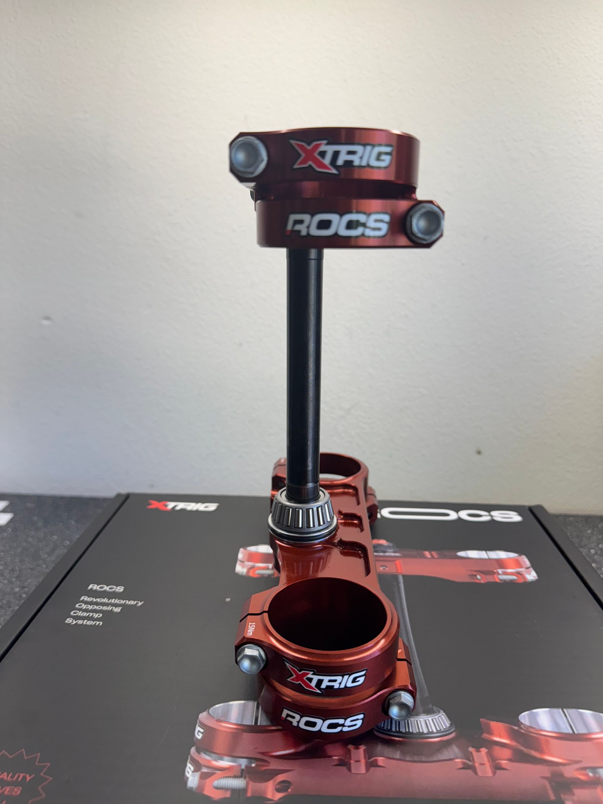 XTRIG ROCS PHDS付きKTM用 XTrig Rocs Tech Triple Clamps KTM