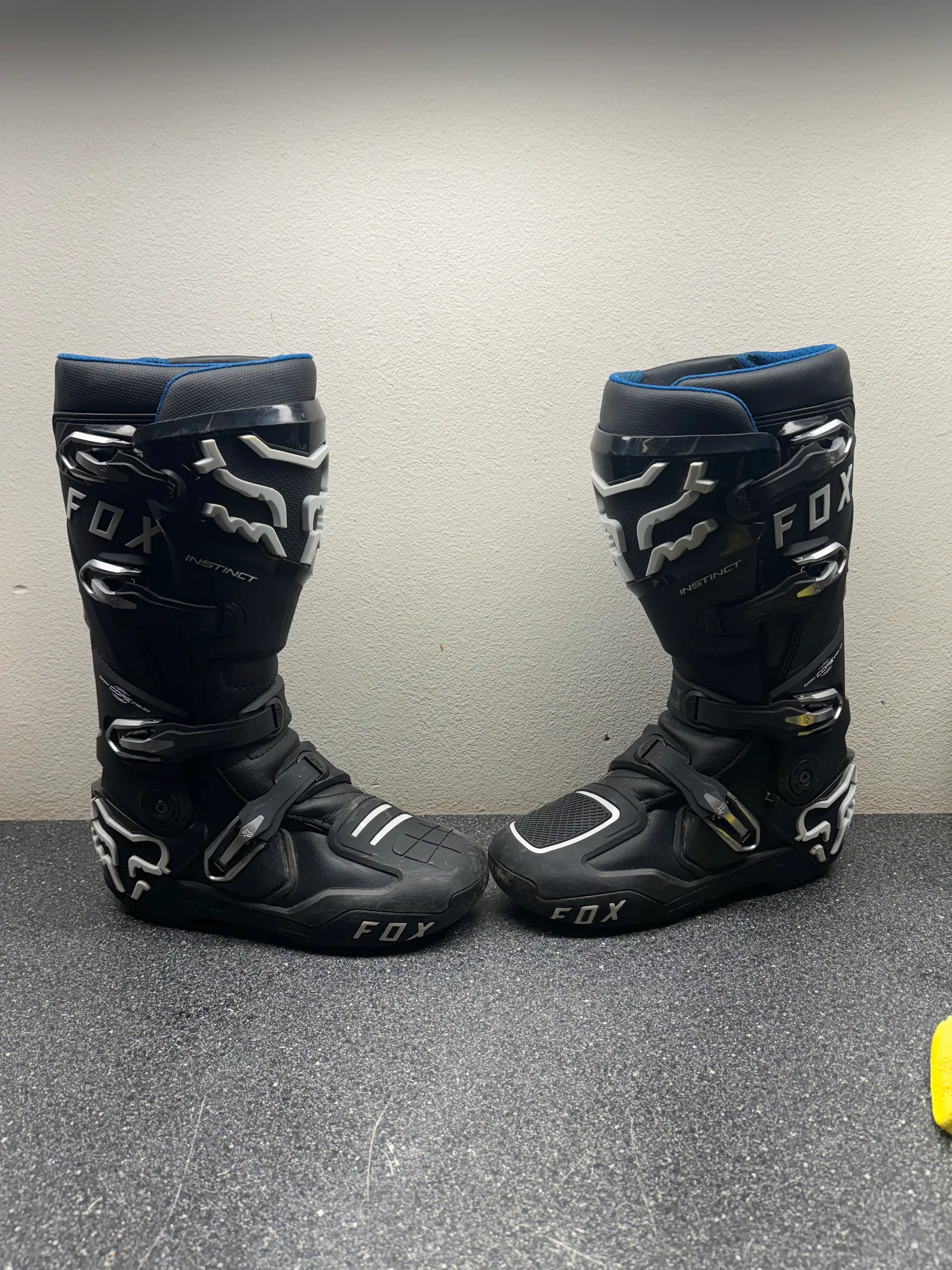 Fox Instinct Boots 2.0 (size-9.5)