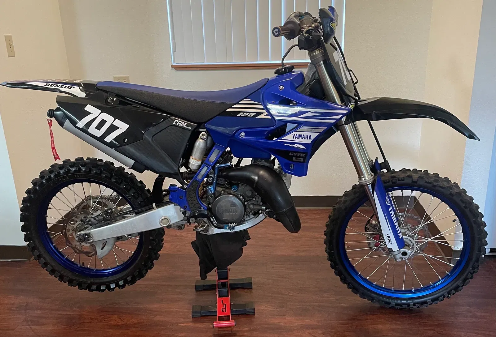 YAMAHA 90105-06100 YZ 125 YZ 250 REAR FENDER SUBFRAME FASTEN