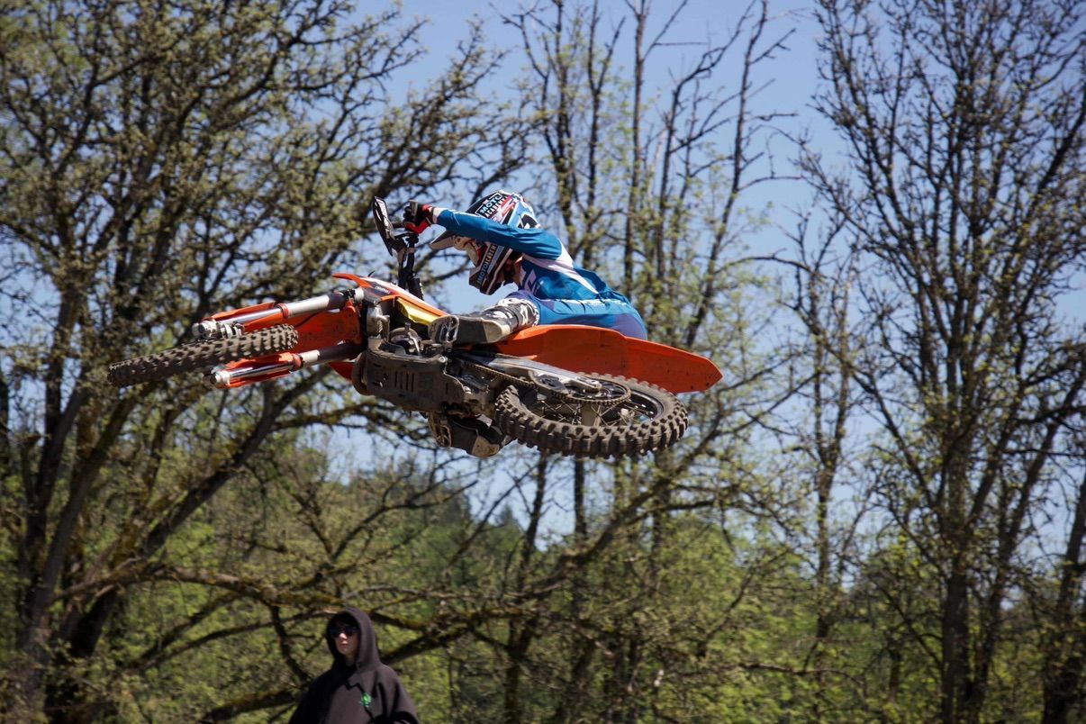 hollisyates22