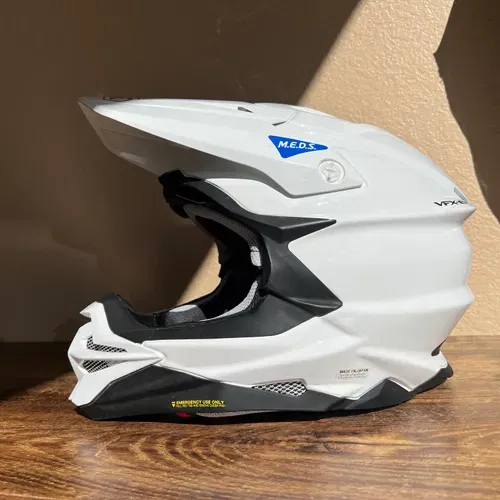 Shoei X-Twelve crash helmet review | Billys Crash Helmets