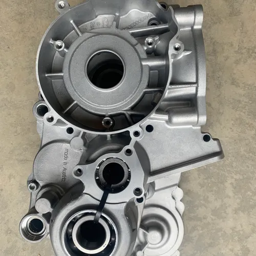 2014 Husqvarna TC250 Engine Cases 