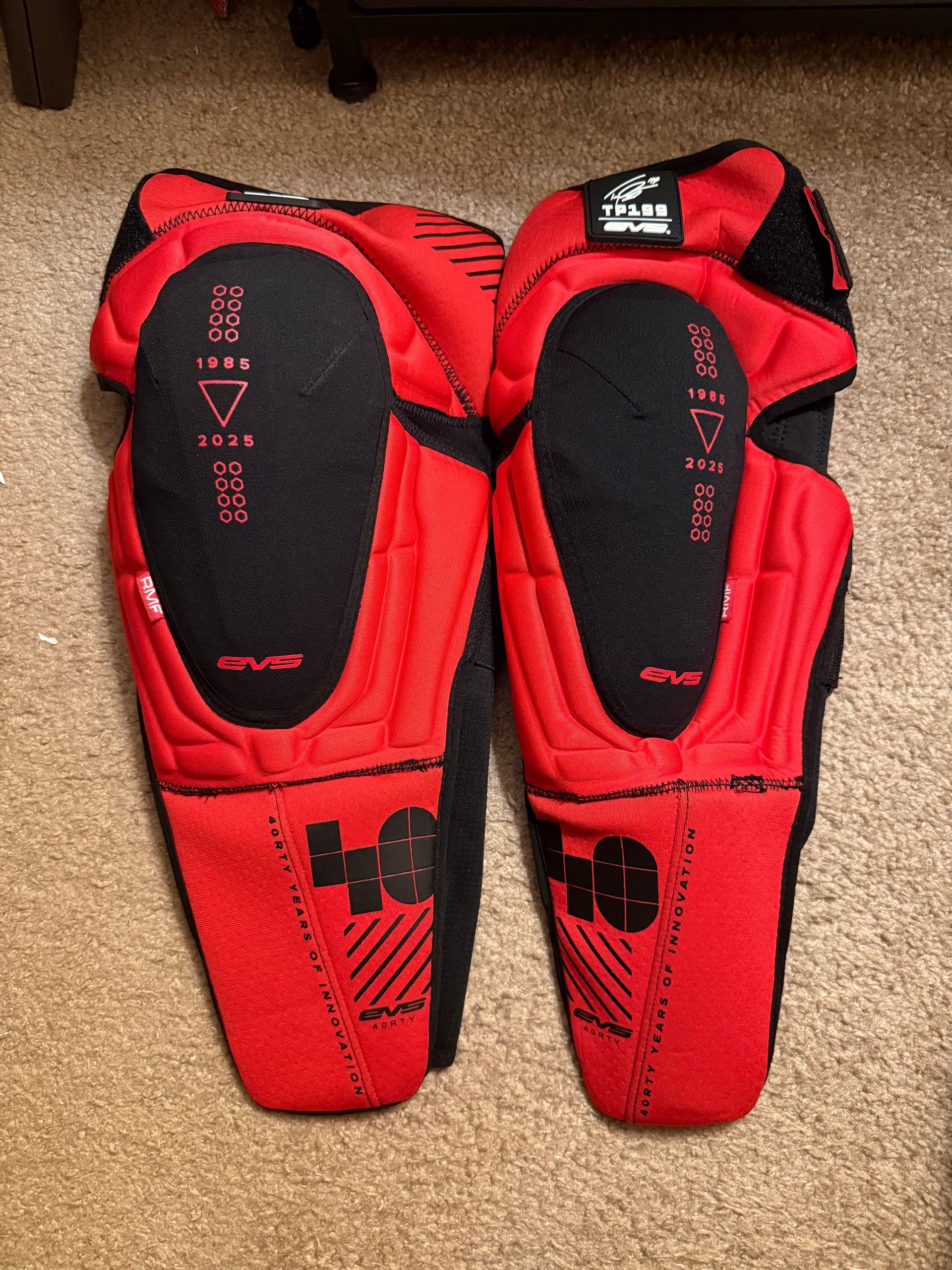 TP 199 Anniversary Knee Guards