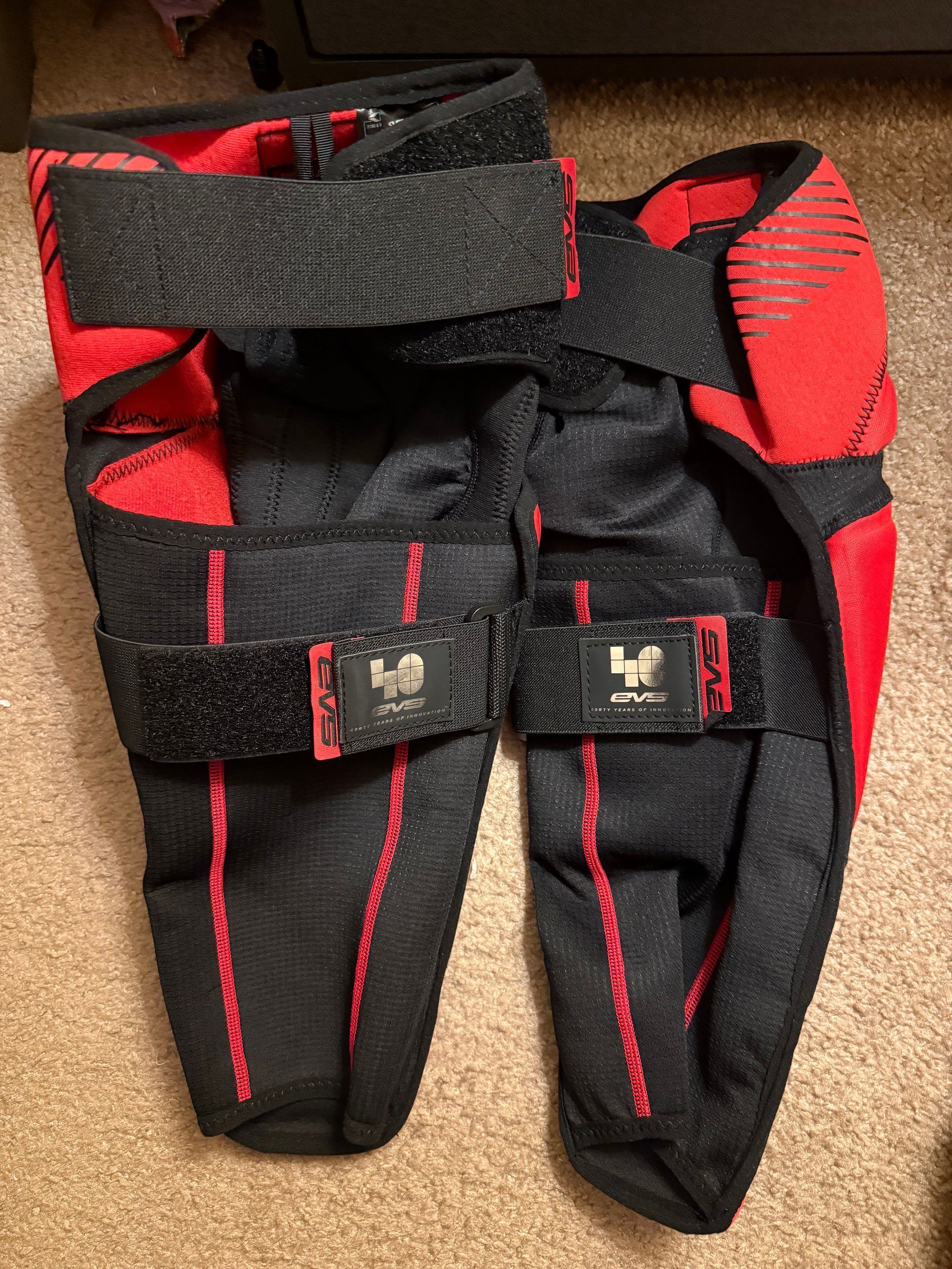 TP 199 Anniversary Knee Guards