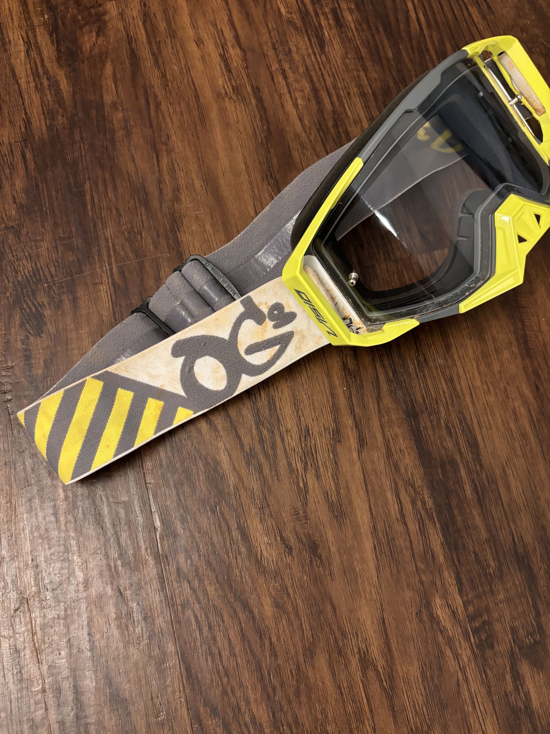 OGs MOTO Visio V.1 Pro Goggles - White/Grey/Green - Clear Lens