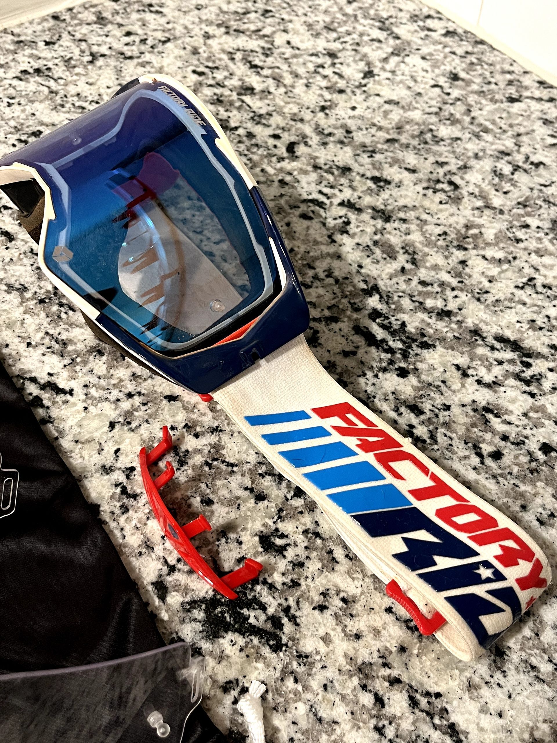 FXR Factory Ride Goggles - Patriot w/ Extra Lens & Bag