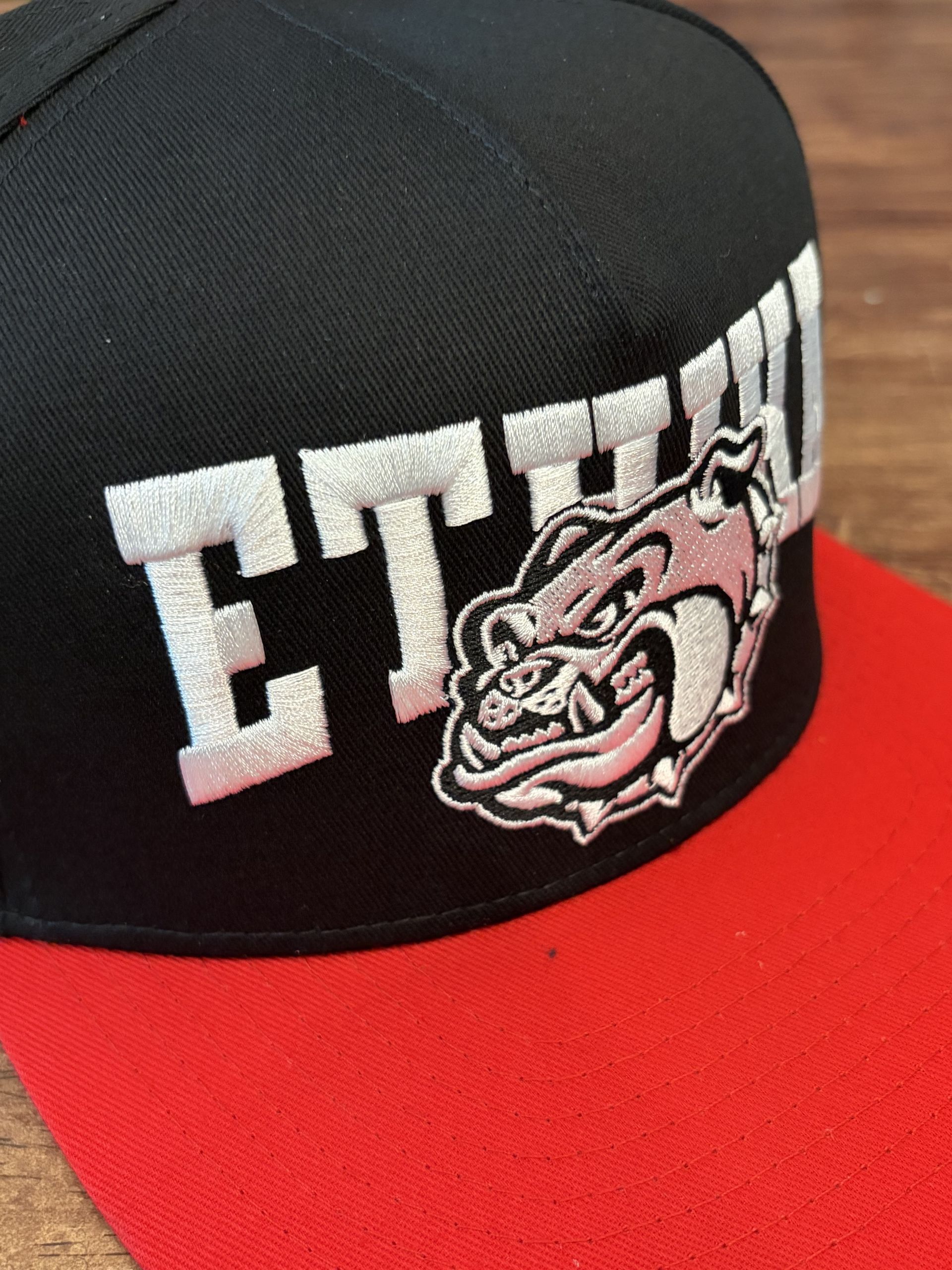 NEW ETHIKA "Mascot" Snapback Trucker Hat - Bulldog Red / White / Black ONE SIZE