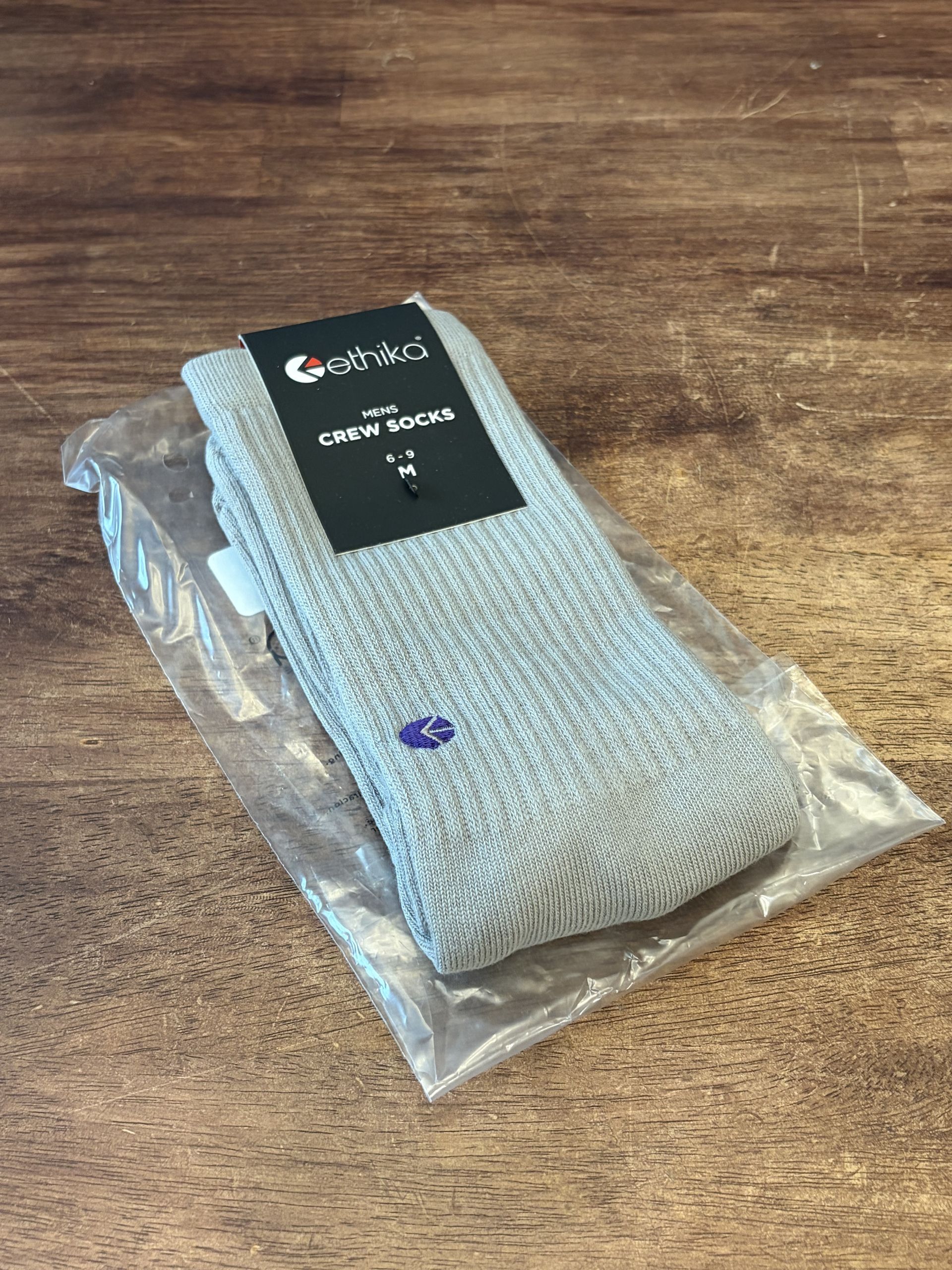 NEW ETHIKA Crew Socks - Grey / Purple - US Men's Size: 6-9 - Medium Med M