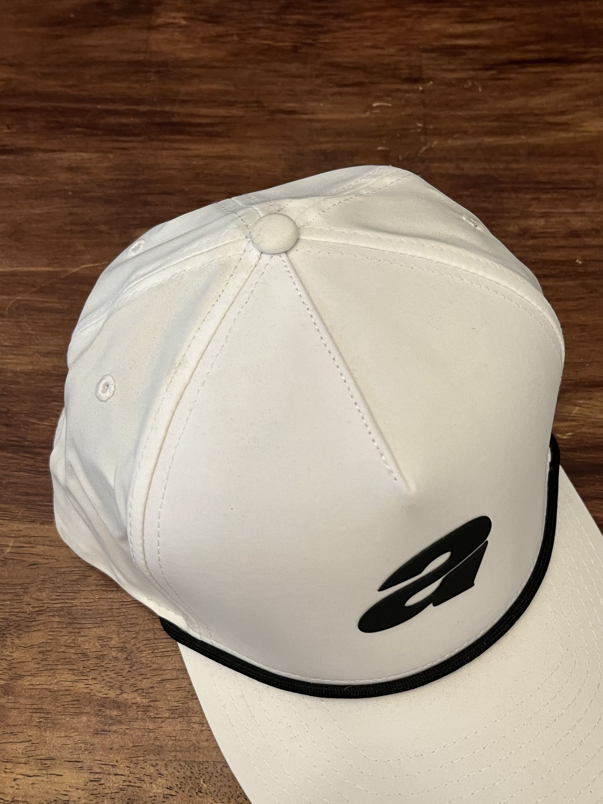 NEW AEKTIV Casual Hat- All White - One size Snapback