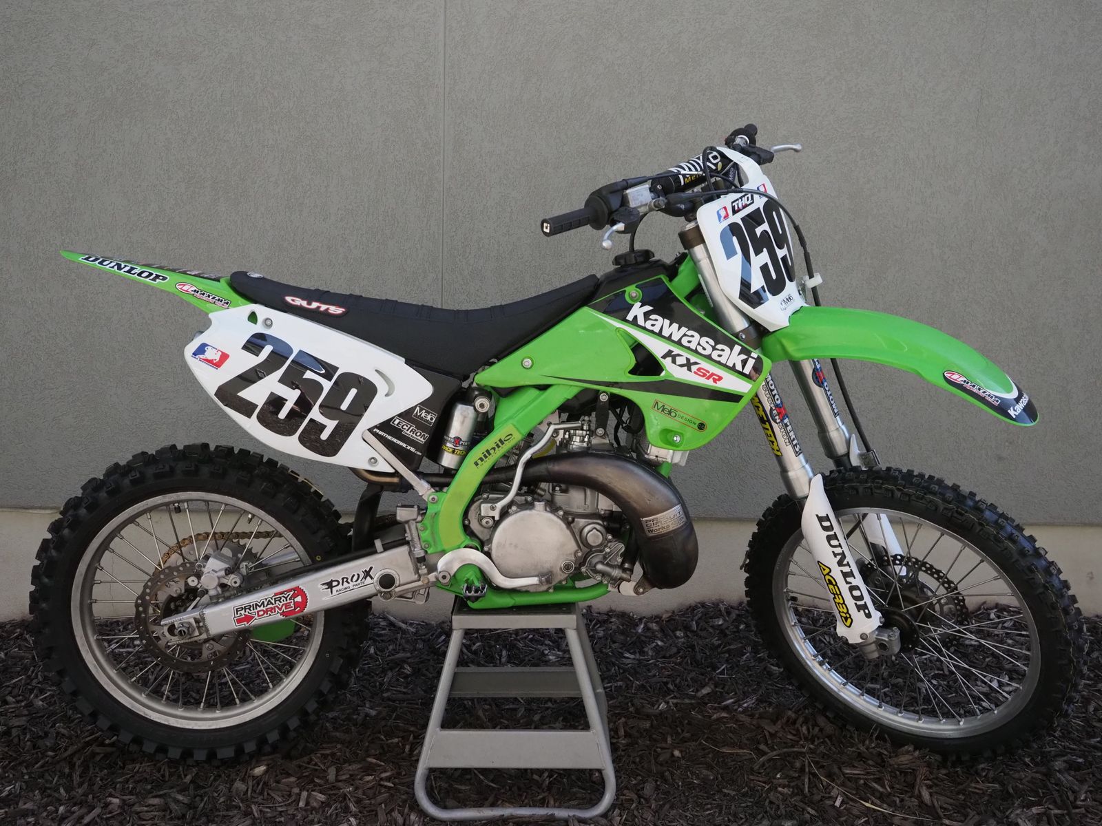 Kawasaki 259 clearance dirt bike