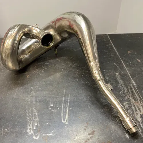 2001 yz250 exhaust outlet