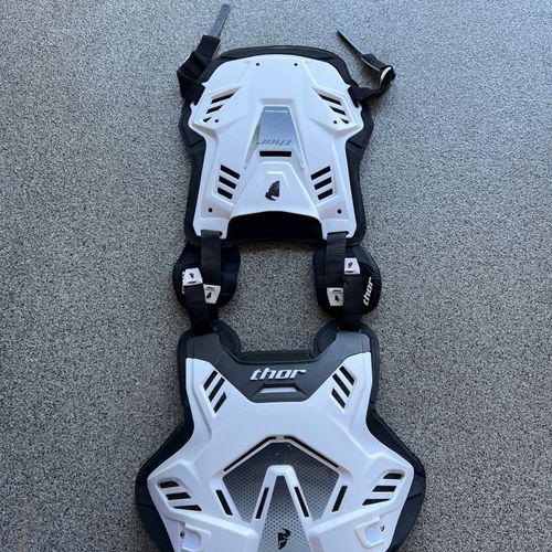 Thor Sentinel chest protector size XL/2XL