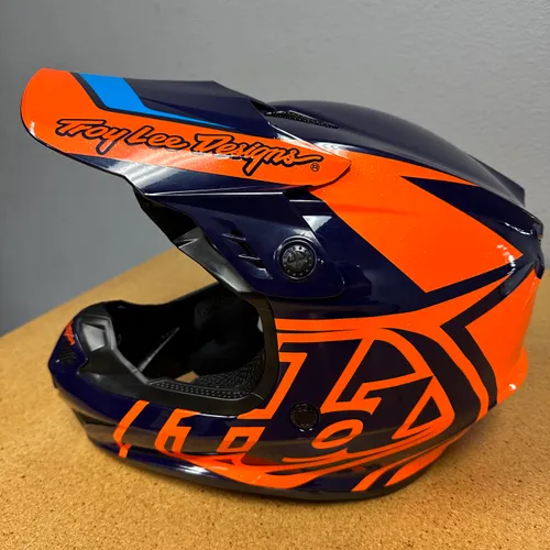NEW Troy Lee Designs GP Overload Helmet Nvy/Org Size Medium