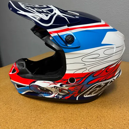 NEW Troy Lee Designs SE4 Helmet Blue/Wht Size XL