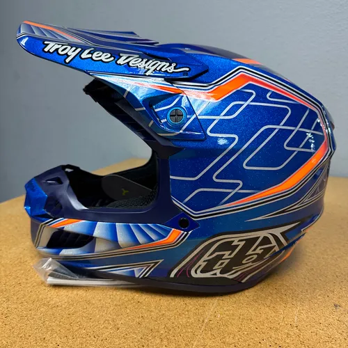 NEW Troy Lee Designs SE5 COMPOSITE Helmet Blue Size Medium
