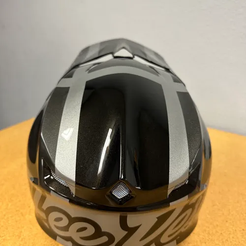 NEW Troy Lee Designs SE5 COMPOSITE Helmet Black Size Medium