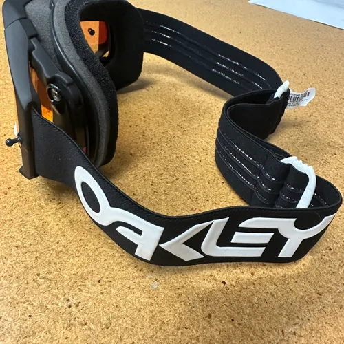 NEW Oakley Airbrake Factory Pilot Goggles Black/Prizm Red Torch