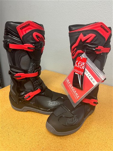 NEW Alpinestars Tech 3 Boots Size 11 **FREE SHIPPING**No Offers**