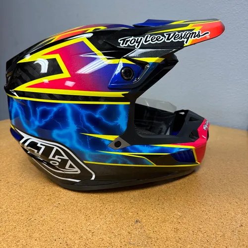 NEW Troy Lee Designs SE5 CARBON Helmet All Sizes W/Extra Visor & Helmet Bag