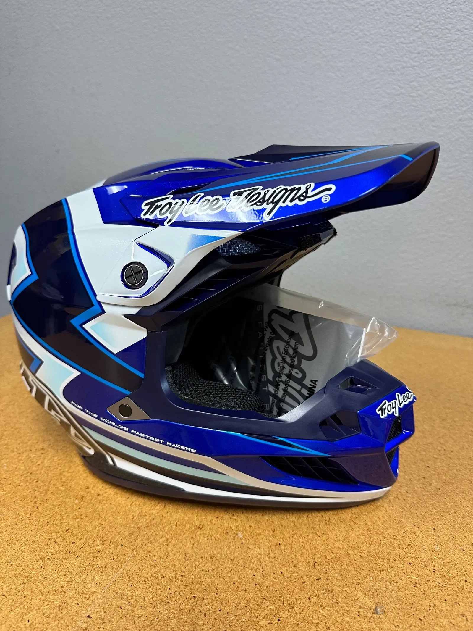 NEW Troy Lee Designs SE5 COMPOSITE Helmet Sizes Medium & Large