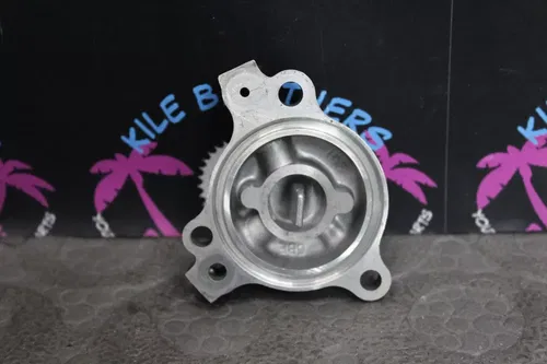 2001 yamaha 01-02 yz426f OEM ENGINE OIL FILTER COVER