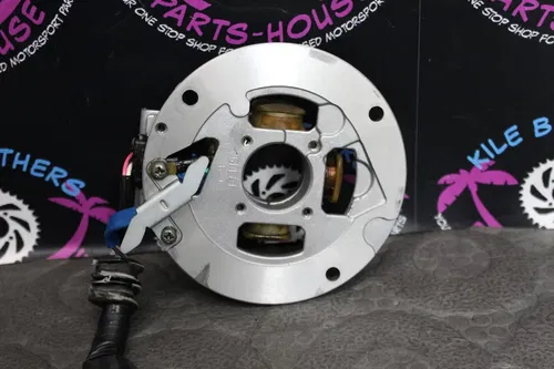 2004 Yamaha YZ450F STATOR MAGNETO ROTOR FLYWHEEL 17D-85550-10-00