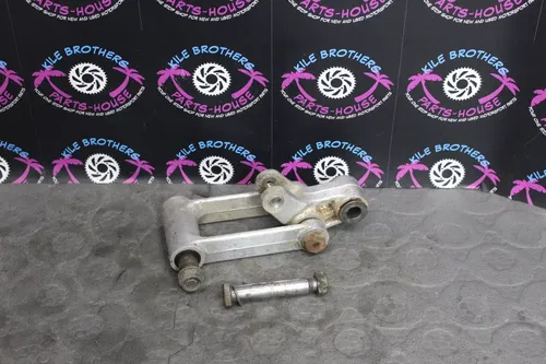 1999 yamaha OEM REAR SHOCK LINKAGE LINKS 5DH-2217F-01-00 5ET-2217A-00-00