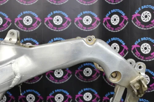 2007 honda crf250r OEM FRAME CHASSIS CHASSI MAIN NO TITLE 50010-KRN-A00
